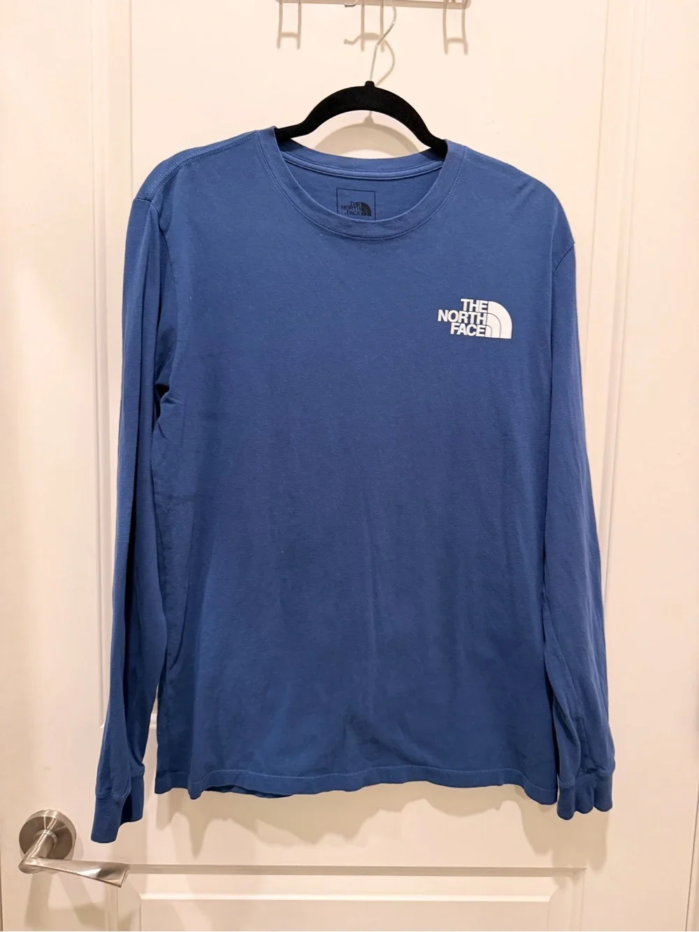 The North Face Men's Blue Box NSE Long Sleeve T-Shirt Size M